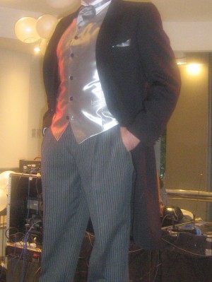 Confeccionesmaryandree Anuncios gratis para novios en Santiago |  arriendo y confeccion de trajes de novios desde talla 42 a talla 66, Arriendo Jaquet, Smoking, Levitas, Frac, Gilet, Camisas, accesorios etc.