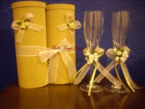  Marjorie Diaz M. Anuncios gratis para novios en Curic&oacute; |  Delicadas copas decoradas para tu primer brindis de casados., En nuestrro taller Kintu Fiestas las puedes encontrar.
