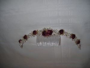 Nelly Guti&eacute;rrez Anuncios gratis para novios en Maip&uacute; |  Coronas para novias, Su accesorio en pedreria