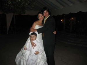 Pamela Contreras Anuncios gratis para novios en Santiago |  Vendo Vestido de Novia, Color marfil, talla38. Sencillo y Elegante, Vendo Vestido de Novia usado