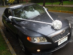 Ignacio Anuncios gratis para novios en Santiago |  Arriendo auto para Matrimonio Volvo S80, Bmw 745 LI, Caprice Presidencial, Bmw 540 IA