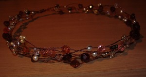 SILVANA Anuncios gratis para novios en Santiago |  CORONAS, TIARAS, PINCHES, PEINETAS NOVIAS  /  PAJES., tocados de novia  exclusivos hechos por m&iacute;.