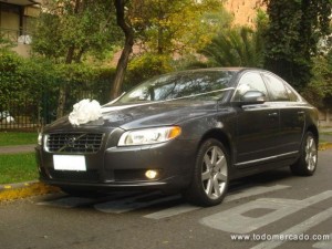 Ignacio  Anuncios gratis para novios en Santiago |  Arriendo auto Matrimonio Volvo S80 , Bmw 745 LI, Bmw 540 IA, Caprice Presidencial