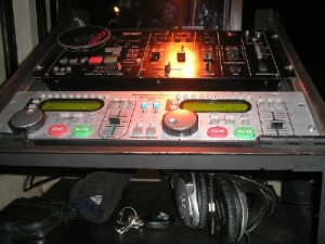 HERNAN Anuncios gratis para novios en Talagante |  EXCELENTE AMPLIFICACION, TODOS LOS EXITOS BAILABLES