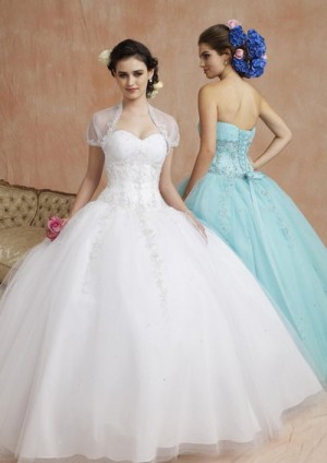 Angely Anuncios gratis para novios en Santiago |  Arriendo Vestido de Novia coleccion Morie Liee de la Casa Blanca, Hermoso vestido Blanco 