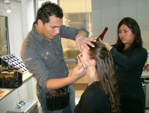 hans henriquez Novios y novias en Las Condes |  Maquillaje y peinado a domicilio , maquillaje a domicilio