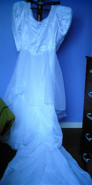 YOCELYN VALLE Anuncios gratis para novios en Puerto Montt |  SE ARRIENDAN VESTIDOS DE NOVIA, TRAJES DE FIESTA, TERNOS Y DISFRACES NI&Ntilde;OS, VESTIDOS DE NOVIA DISFRACES NI&Ntilde;OS ADULTOS TRAJES DE FIESTA