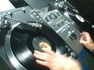 DJ-ARY Anuncios gratis para novios en Rancagua |  MUSICA ENVASADA-DJ,AMPLIFICACION,ANIMACION DE FIESTAS,MATRIMONIOS, EVENTOS EN RANCAGUA Y LA SEXTA REGION