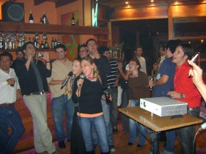 Juan Pablo Bastidas Anuncios gratis para novios en Santiago |  Arriendo de karaoke, sistemas de karaoke para eventos