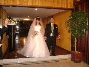 Angelina Anuncios gratis para novios en Puente Alto |  ARRIENDO VESTIDO DE NOVIA , LO USE SOLO UNA VEZ Esta nuevo 