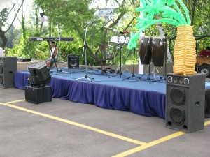 Jorge Ayala Anuncios gratis para novios en San Miguel |  DJ, DJ, DJ, VJ, VJ, VJ, M&uacute;sica Para Fiestas, Karaoke, Iluminaci&oacute;n, Humo., Matrimonios, Despedidas, Aniversarios, Cumplea&ntilde;os, Fiestas 70s, 80s, 90s