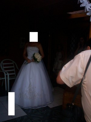 MARIA FERNANDA CORTES Anuncios gratis para novios en Santiago |  VENDO VESTIDO DE NOVIA TIPO PRINCESA $ 150.000 conversable, HERMOSO VESTIDO BORDADO A MANO COMPRADO EN LA CASA BLANCA