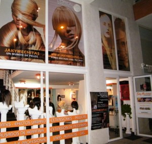 JAKY MECHITAS Novios y novias en Providencia |  PEINADOS DE NOVIA EXCLUSIVO SALON SOLO PROFESIONALES, PEINADOS MAQUILLAJE PROFESIONAL EXTENSIONES PESTAÑAS Y CABELLO NATURAL 