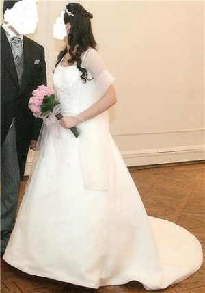 Ver&oacute;nica Novios y novias en Ñuñoa |  VESTIDO NOVIA! hermoso! $300.000 , incluye vestido, faldon, tiara, ramo, zapatos