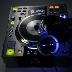 DJ-ARY Anuncios gratis para novios en Rancagua |  MUSICA ENVASADA,DJ-ANIMACION-ILUMINACION PARA FIESTAS, MATRIMONIOS-BAILES, EVENTOS EN RANCAGUA Y SEXTA REGION