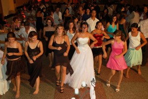 DJ-ARY Anuncios gratis para novios en Rancagua |  MUSICA ENVASADA-ANIMACION,DJ-ILUMINACION-AMPLIFICACION :FIESTAS,MATRIMONIOS, EVENTOS EN RANCAGUA Y  SEXTA REGION