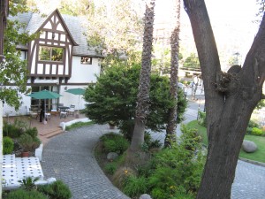 Claire Durand Anuncios gratis para novios en Las Condes |  Casona para matrimonios en El Golf, Una maravilla en el centro de Las Condes