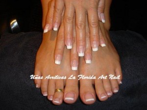 luisa flores  Novios y novias en La Florida |  uñas arilicas la florida art nail, uñas acrilicas,gel,tips,escapsulado,3d moda  novias 2010