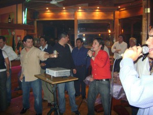 Juan Pablo Bastidas Anuncios gratis para novios en Santiago |  ARRIENDO DE KARAOKE PARA EVENTOS, KARAOKE PROFESIONAL