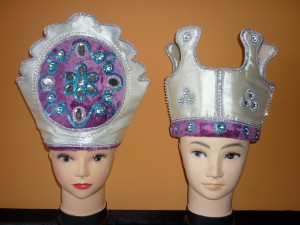 Maruja Estela Novios y novias en Providencia |  Cotillón Gorros de Novios,  Antifaces, corbatas, corbatines